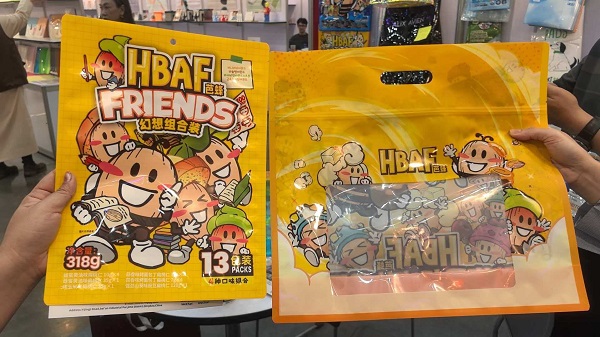 RGS Packaging stellt kundenspezifische Standbodenbeutel mit drei Kanten und versiegeltem Reißverschluss her